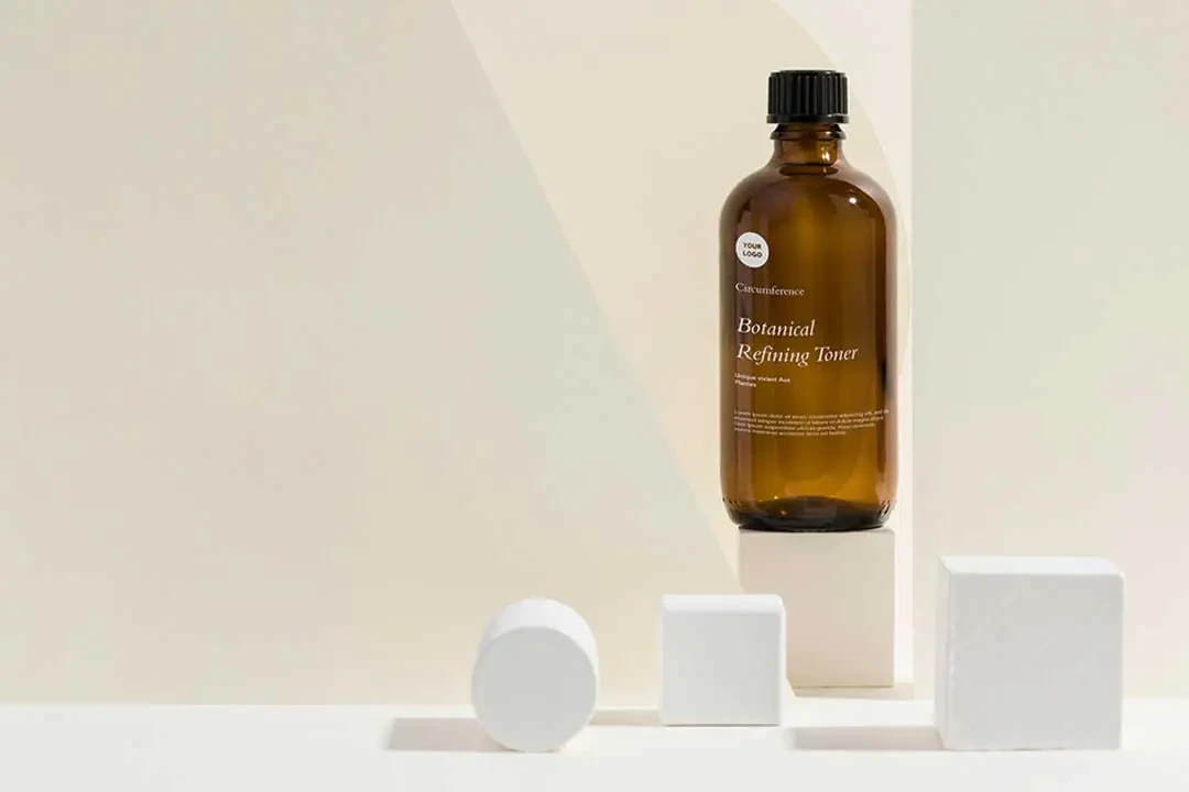 Amber Skin Care Bottle Mockup – Mockups creative asset